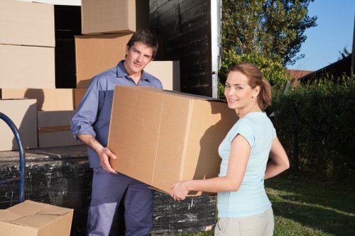 Quote planning for a house move near busy Turnpike Lane streets